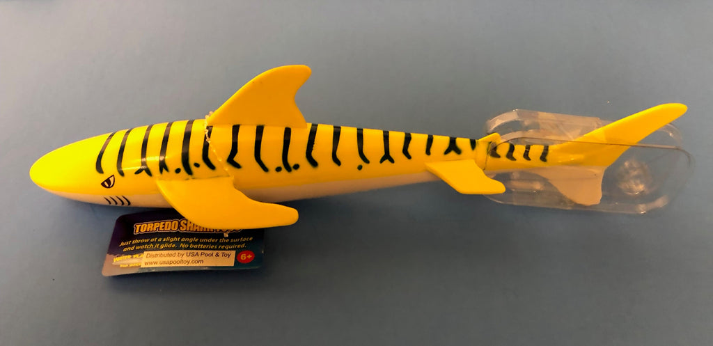 UNDERWATER TORPEDO THROW SHARK